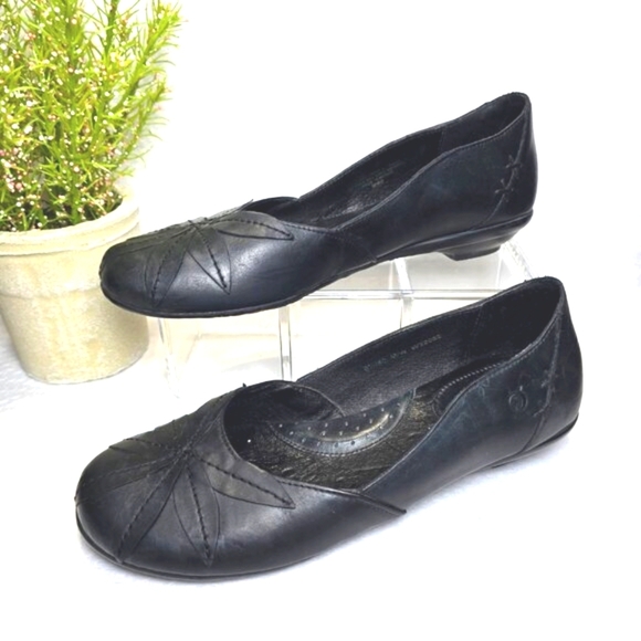 BORN CHARLOTTE BLACK LEATHER BALLET FLAT WOMENS SHOES SIZE 8.5 EUC - Picture 3 of 8